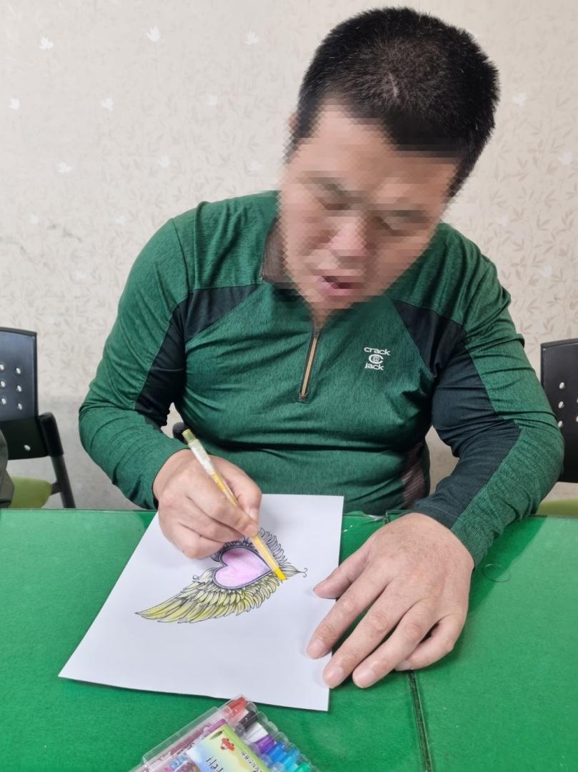 KakaoTalk_20241008_115202868_04.jpg