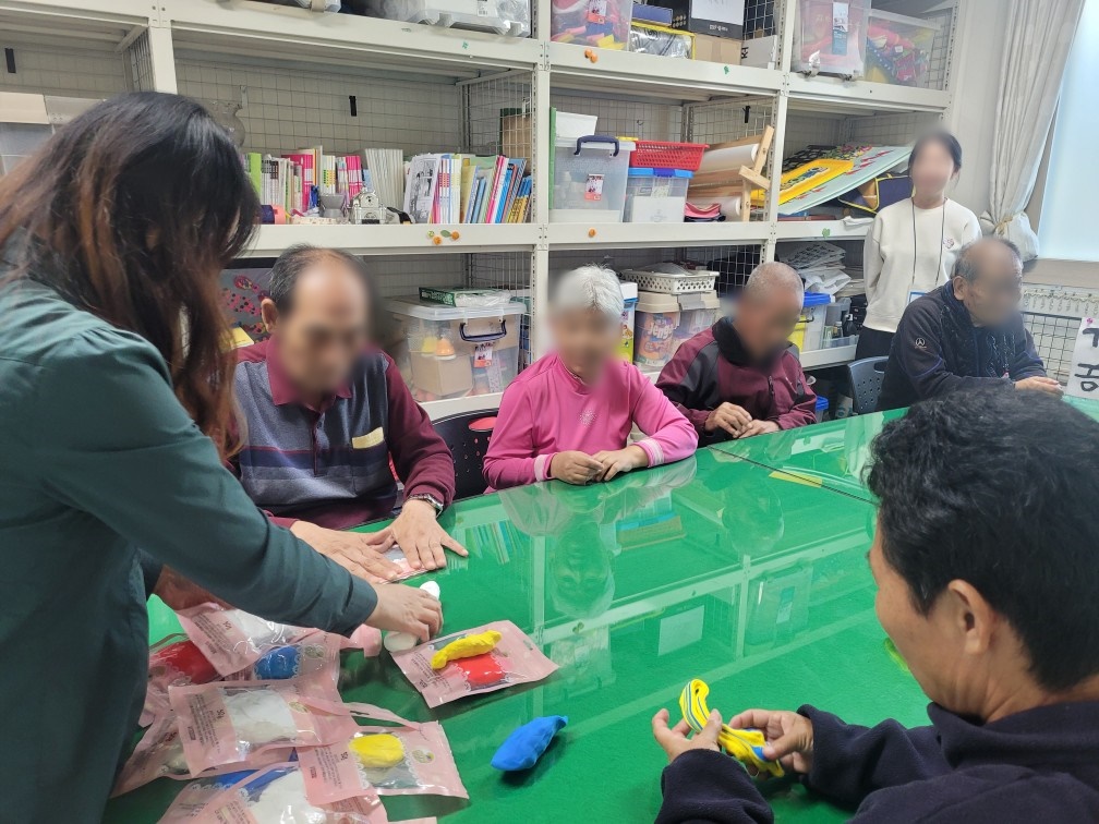 KakaoTalk_20251104_153835577_03.jpg